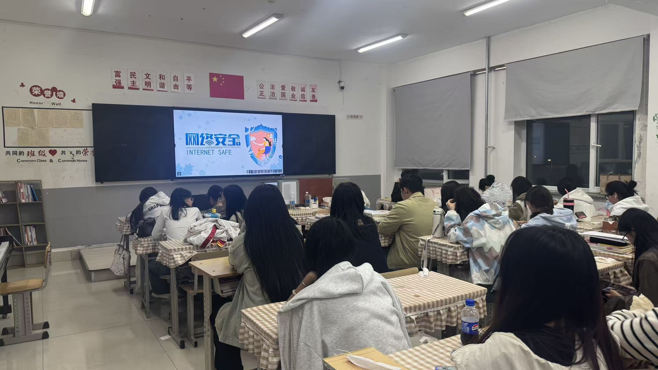图片1.png
